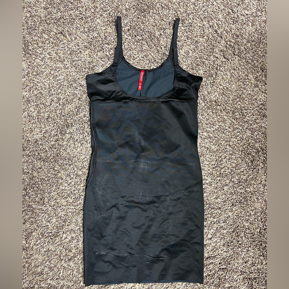 Spanx large one piece shaping under skirt never worn too small